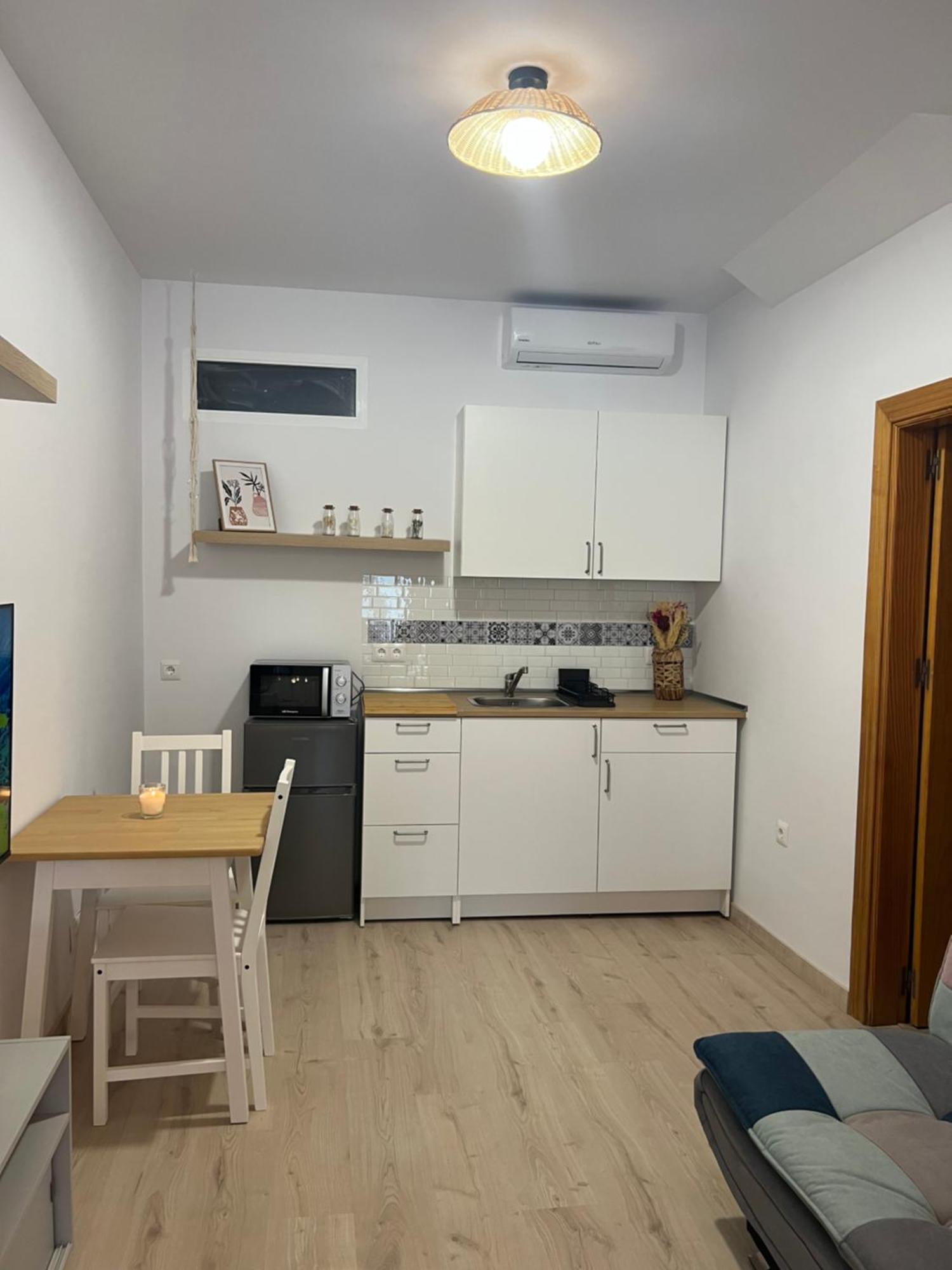 Апартаменты Loft La Casa De Lola Калета-де-Велес Экстерьер фото
